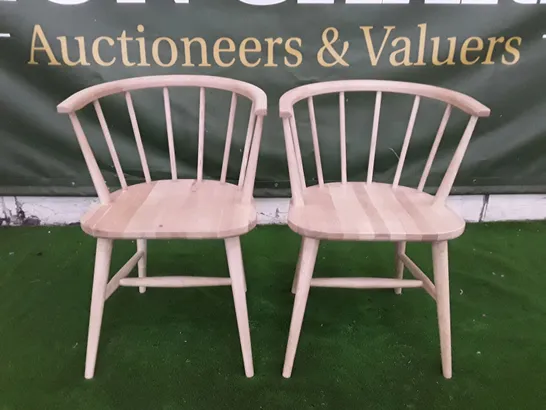 SET OF 2 OAK DINING CHAIRS