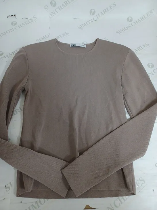 ZARA STRETCH BEIGE TOP - MEDIUM