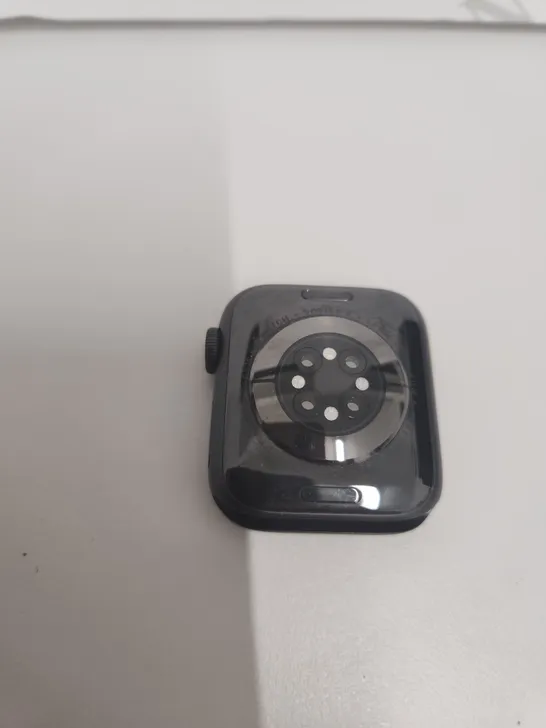 APPLE WATCH SERIES 6 44MM SPACE GREY SMART WATCH