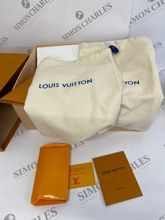 BOXED PAIR OF LOUIS VUITTON LV TRAINERS SIZE 39