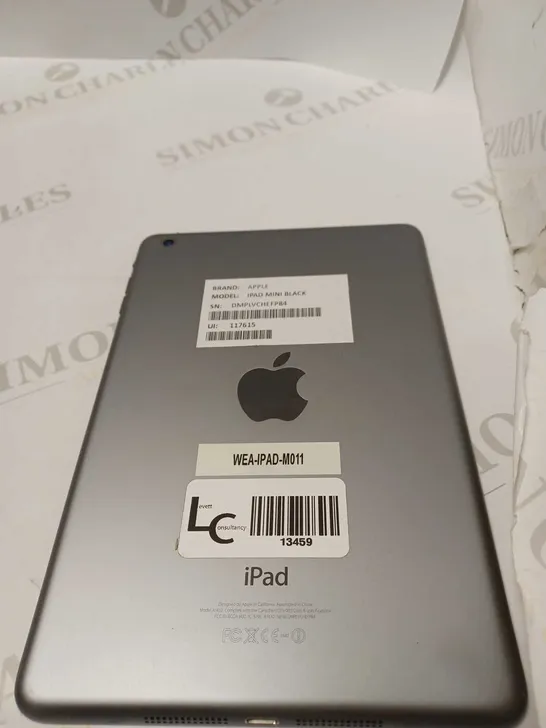 APPLE BLACK IPAD MINI DMPLVCHEFP84