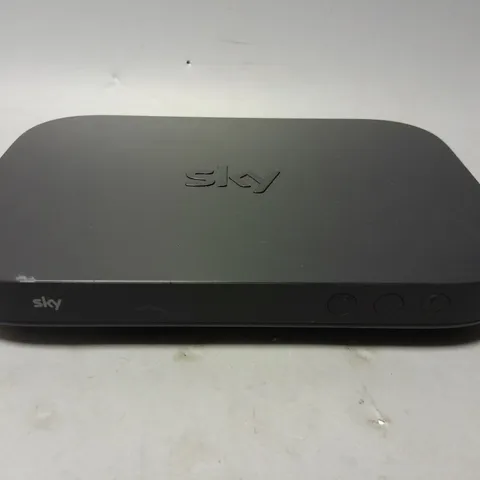 SKY EM150 Q MINI BOX