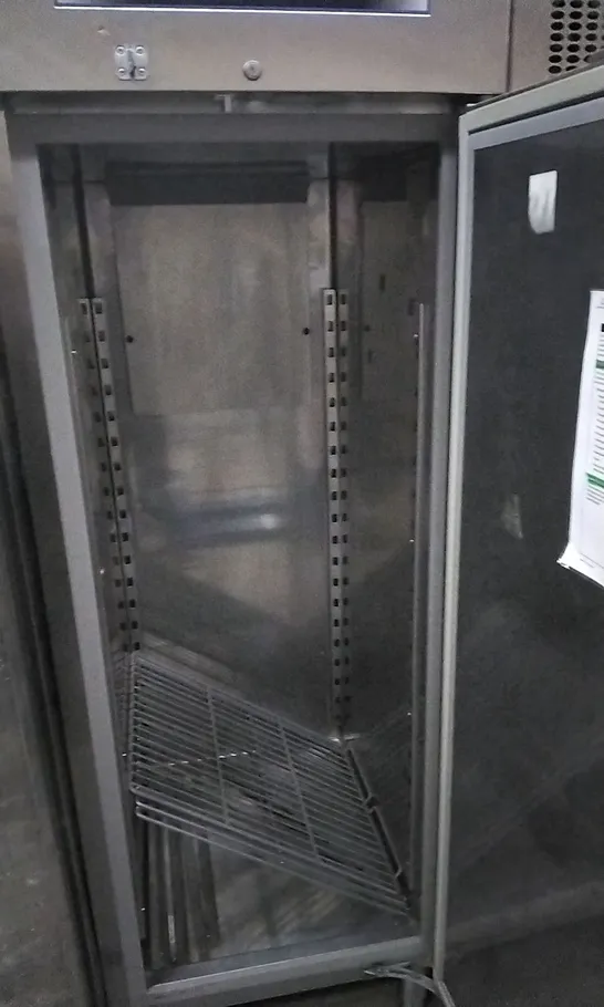 POLARIS SINGLE COMMERCIAL FRIDGE/CHILLER P70 TN A