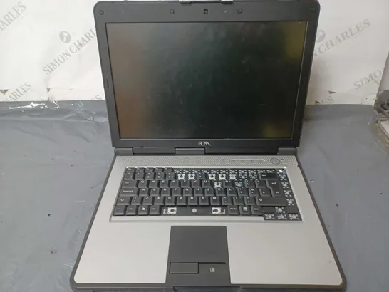 RM MOBILE ONE	15 INCH	CELERON DUAL-CORE T3000 1.80GHZ