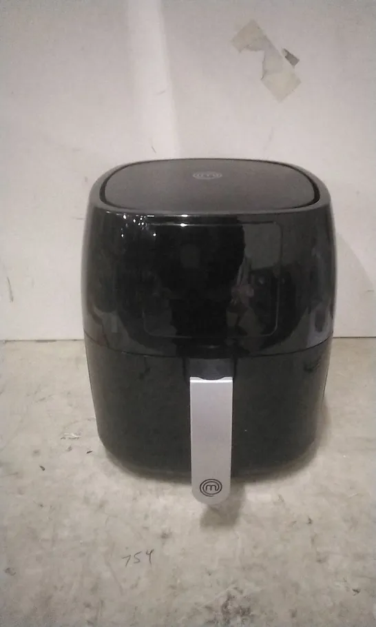 BOXED MASTERCHEF 4.5L DIGITAL AIR FRYER 