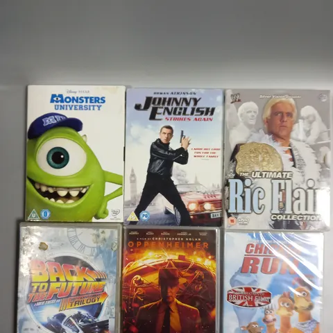 APPROXIMATELY 25 ASSORTED DVD FILMS/BOX SETS TO INCLUDE CHICKEN RUN, OPPENHEIMER, BACK TO THE FUTURE ETC 