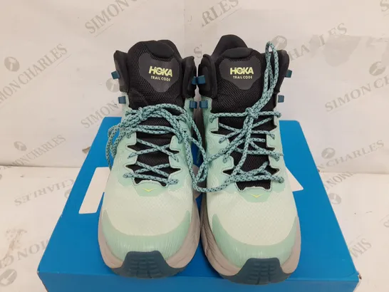 BOXED PAIR OF HOKA WOMENS TRAIL CODE GORE-TEX BOOTS IN LIGHT BLUE/GREEN/GREY - UK 9.5