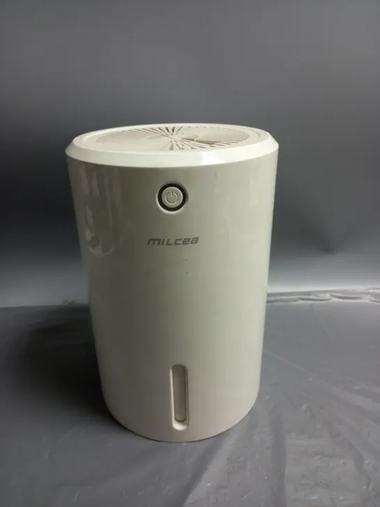 BOXED MILCEA DEHUMIDIFIER