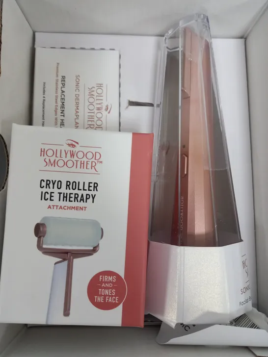 BOXED HOLLYWOOD SMOOTHER DERMAPLANING DEVICE WITH CRYO ICE THERAPY