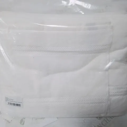 BAGGED 7-PIECE WHITE TOWEL SET