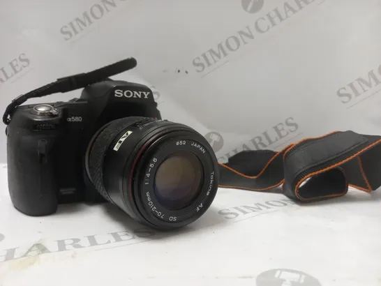 SONY A580 DSLR-A580 CAMERA WITH CHARGER