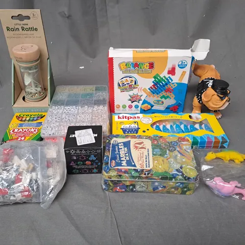 BOX OF ASSORTED TOYS AND GAMES TO INCLUDE RAIN RATTLE, CRAYOLA AND MARBLES IN A TIN