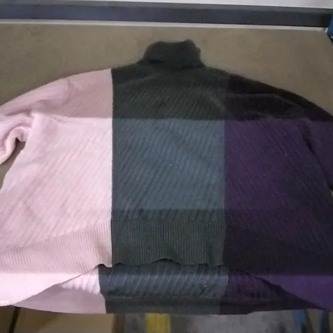 BOX OF APPROXIMATELY 3 BADGLEY MISCHKA PURPLE/GREY/PINK TURTLE NECK - SIZE 2XL