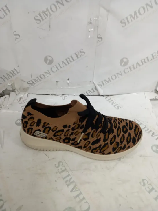 SKECHERS ULTRA FLEX SAFARI TOUR LEOPARD DECO SLIP ON TRAINERS - UK 6.5 - UNBOXED 