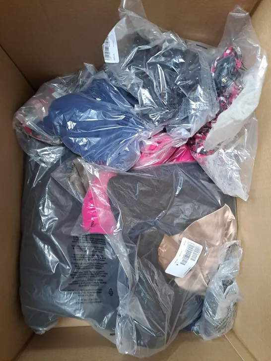 BOX OF APPROXIMATELY 15 ASSORTED CLOTHING ITEMS TO INCLUDE - JULIEN MACDONALD PANTS, MR MAX TOP, DRESS ETC