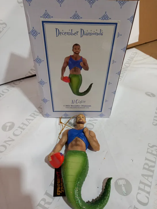 DECEMBER DIAMONDS AL GATOR FIGURINE 