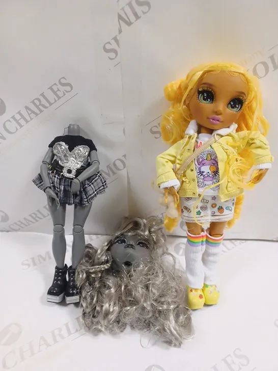 RAINBOW HIGH DOLL TWIN PACK  RRP £59