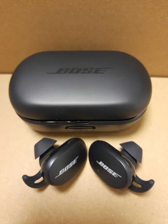 BOSE QUIETCOMFORT EARBUDS NOISE CANCELLING HEADPHONES