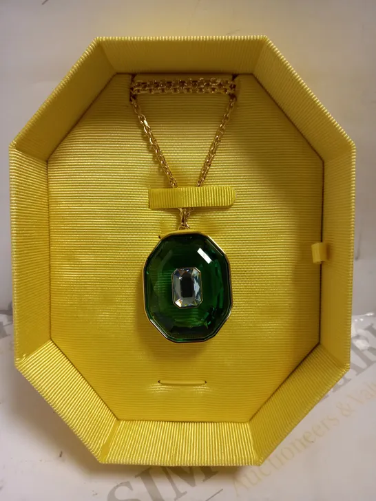 SWAROVSKI GOLD EFFECT NECKLACE WITH GREEN PENDANT