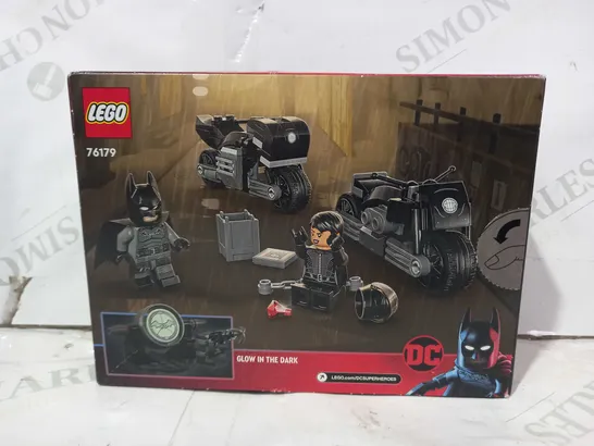 LEGO BATMAN 76179 BATMAN & SELINA KYLE MOTORCYCLE PURSUIT