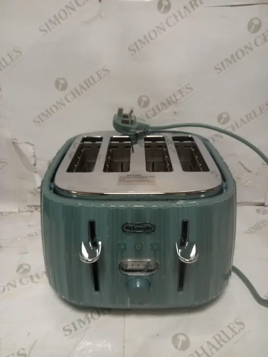 DELONGHI BALLERINA 4-SLICE TOASTER - GREEN RRP £72.99