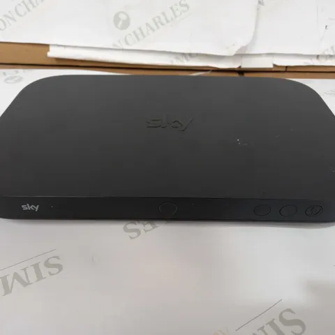 SKY Q BOX (ES130)