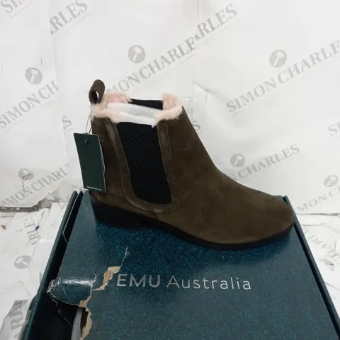 BOXED PAIR OF EMU AUSTRALIA ELLIN SUEDE DARK OLIVE ANKLE BOOTS - SIZE 7