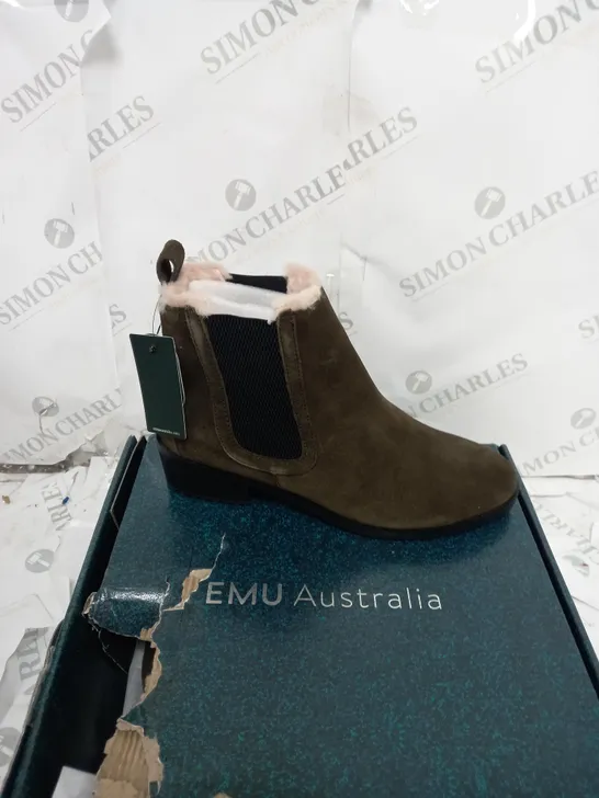 BOXED PAIR OF EMU AUSTRALIA ELLIN SUEDE DARK OLIVE ANKLE BOOTS - SIZE 7