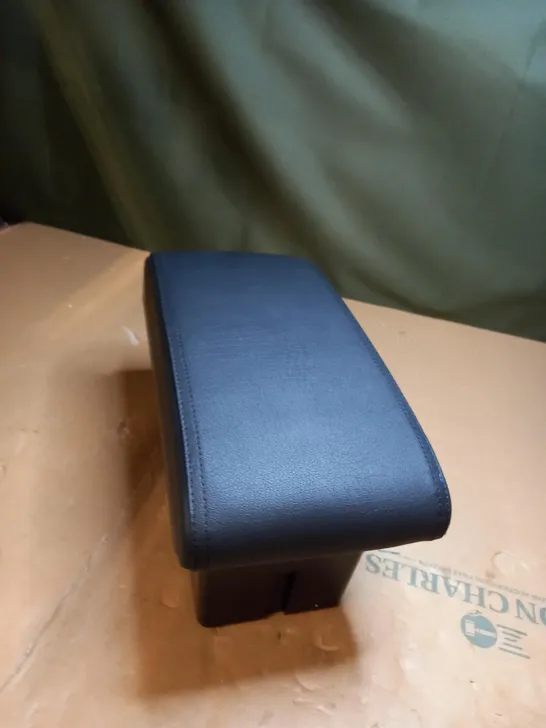 BLACK LEATHERED CAR ARM REST 