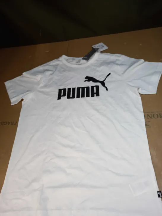 PUMA LOGO T-SHIRT IN WHITE SIZE M