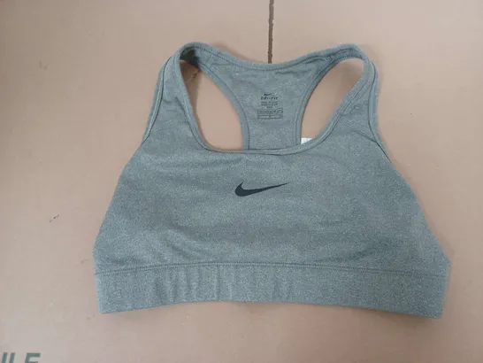 NIKE SPORTS BRA IN GREY - SMALL