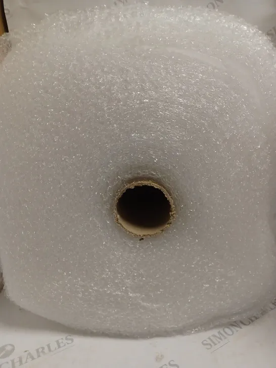 ROLL OF BUBBLE WRAP