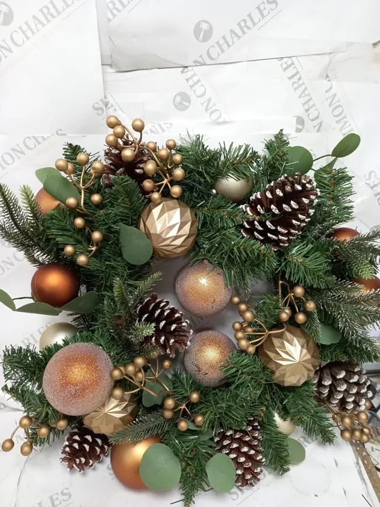 COPPER AND GOLD PRE-LIT FESTIVE WREATH RRP £39.99