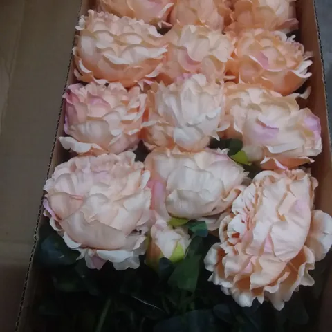 BOX OF 24 BRAND NEW SIGNATURE 68CM PEONY SPRAY W/1 FLOWER, 1 BUD & 5 LEAVES - LIGHT PEACH SILK FLOWERS