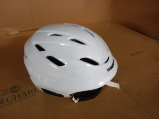 GIRO WHITE HELMET - SIZE UNSPECIFIED