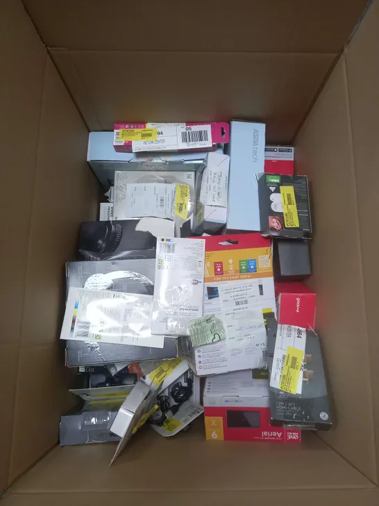 BOX OF ASSORTED ELECTRICAL ITEMS TOO INCLUDE EARPHONES SPEAKERS AND REMOTES 