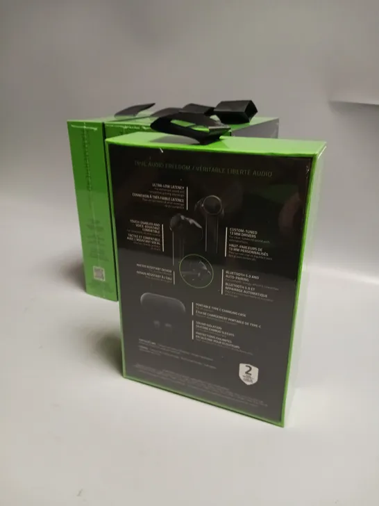 LOT OF 5 SEALED BOXED RAZER HAMMERHEAD HEADPHONES IN BLACK ANG GREEN