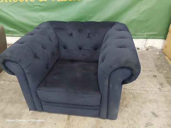 DESIGNER CHESTERFIELD EASY CHAIR NAVY PLUSH FABRIC 