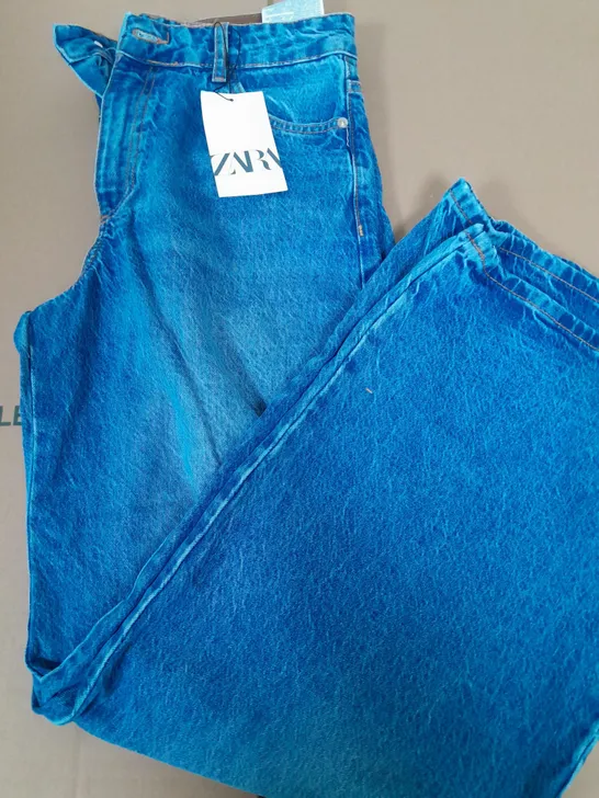 ZARA MID RISE WIDE LEG JEANS - EUR 38