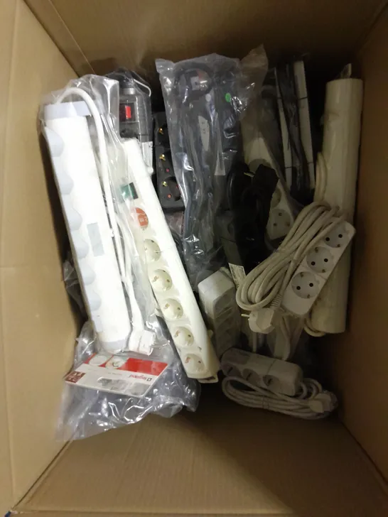 APPROXIMATELY 30 ASSORTED EUROPEAN POWER SUPPLIES & EXTENSION CABLES - COLLECTION ONLY 