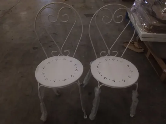 PAIR OF WHITE METALLIC GARDEN CHAIRS 