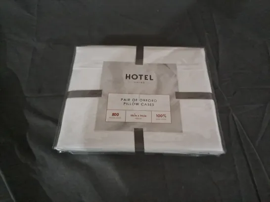 HOTEL LIVING PAIR OF OXFORD PILLOW CASES- 50CMX75CM