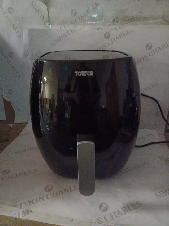 TOWER VIZION AIR FRYER