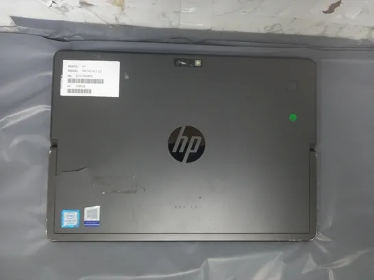 HP PRO X2 612 G2 12 INCH M3-7Y30 1.00GHZ