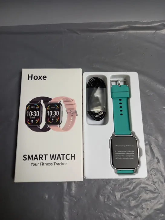 BOXED HOXE SMART WATCH FITNESS TRACKER GREEN