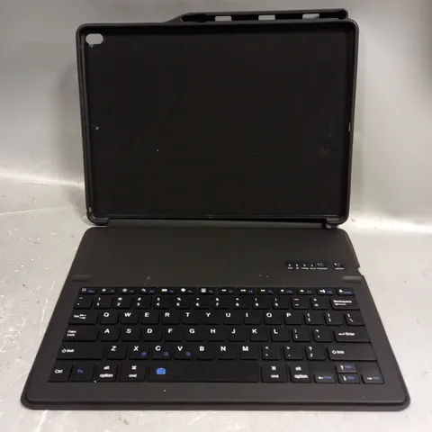 DESIGNER TABLET KEYBOARD CASE IN BLACK 