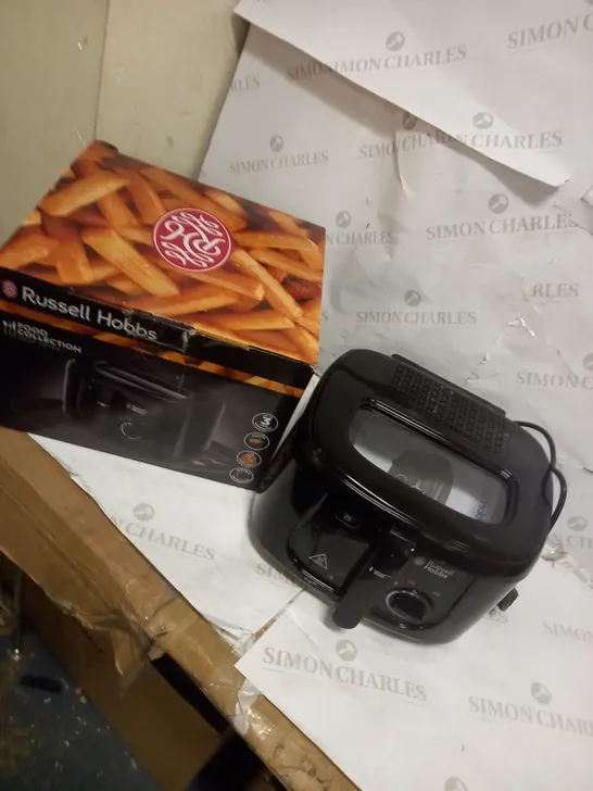 RUSSELL HOBBS 24570 DEEP FRYER, 2.5 L, 1800 W, BLACK