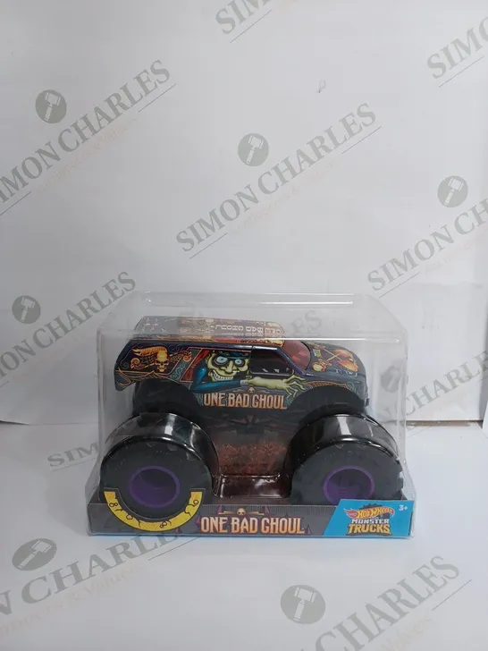 HOT WHEELS ONE BAD GHOUL 2019 MONSTER JAM DIECAST METAL 1:24 SCALE GIANT WHEELS