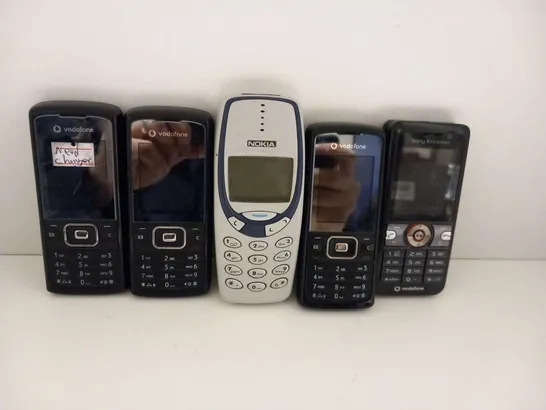 FIVE ASSORTED RETRO MOBILE PHONES