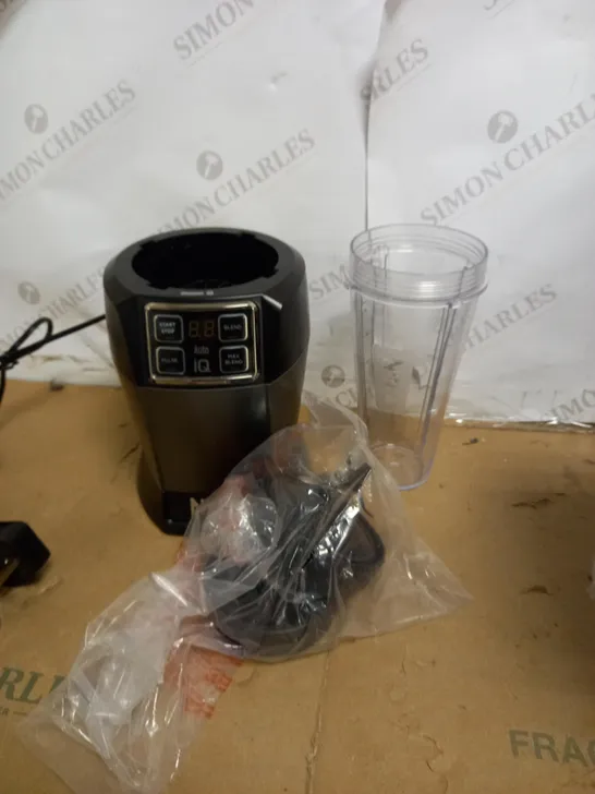 NINJA NUTRI AUTO-IQ BLENDER